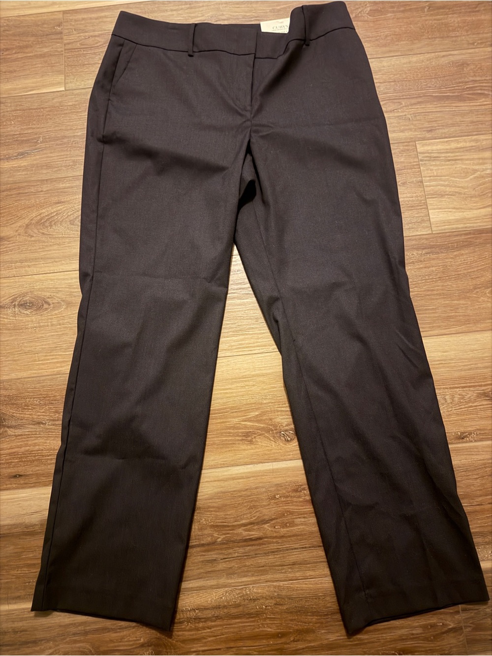 NWT Ann Taylor size 14 gray patterned dress pants.